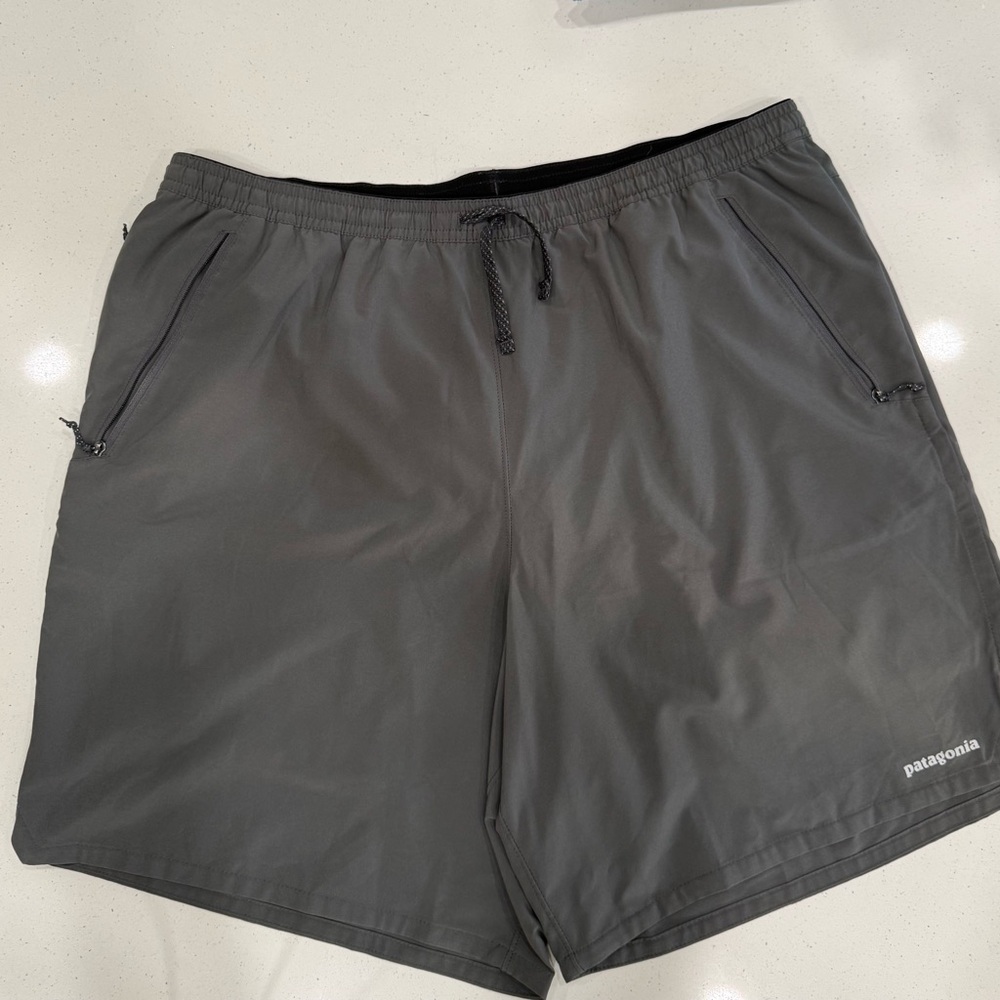 Patagonia Men's Dark Gray Athletic Shorts with Drawcord